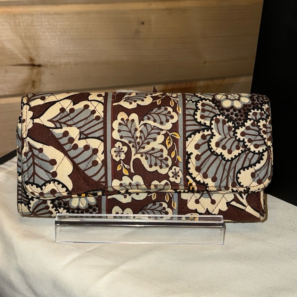 Vera Bradley Large Size SLATE BLOOMS Sleek Wallet